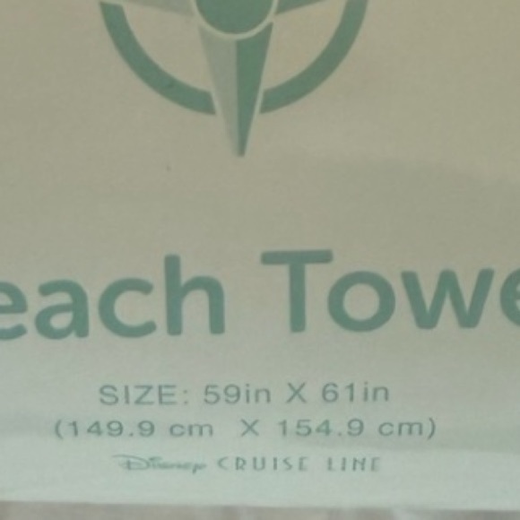 Disney Cruise Line Castaway Club Mickey Mouse Beach Towel round - Picture 2 of 3